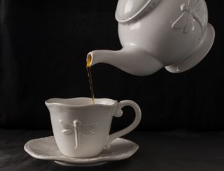 Does a hot cup of tea really cool you down on a hot day?