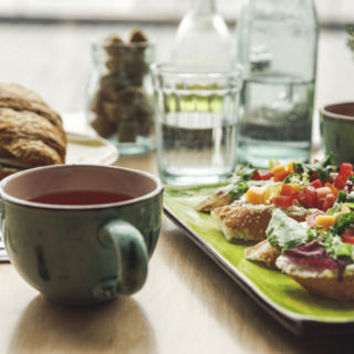 Can Drinking Tea At Meals Affect Iron Absorption? 